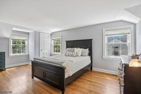 30 Sherbrooke Parkway Livingston NJ 07039