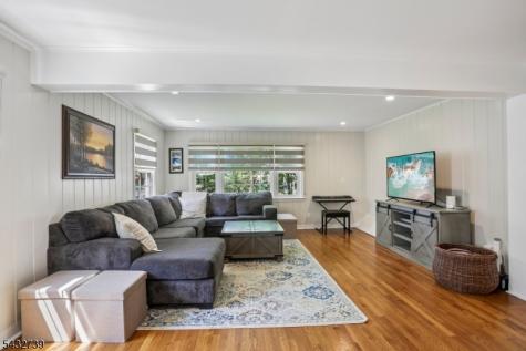 30 Sherbrooke Parkway Livingston NJ 07039