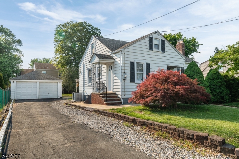 339 N 8th Avenue Manville NJ 08835