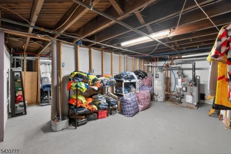339 N 8th Avenue Manville NJ 08835