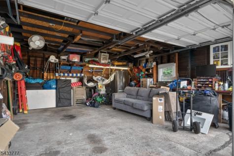 339 N 8th Avenue Manville NJ 08835