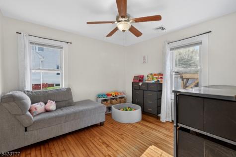 339 N 8th Avenue Manville NJ 08835