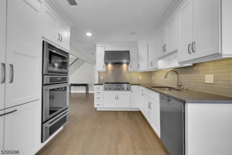 306 Eyland Avenue Roxbury NJ 07876