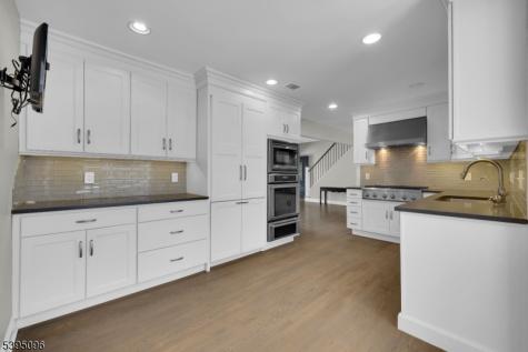 306 Eyland Avenue Roxbury NJ 07876