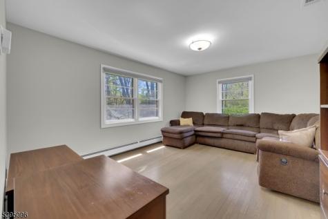 306 Eyland Avenue Roxbury NJ 07876
