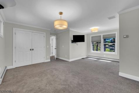 306 Eyland Avenue Roxbury NJ 07876