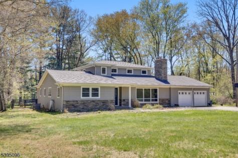 306 Eyland Avenue Roxbury NJ 07876