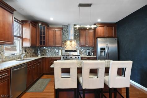 520 Prospect Place Lyndhurst NJ 07071