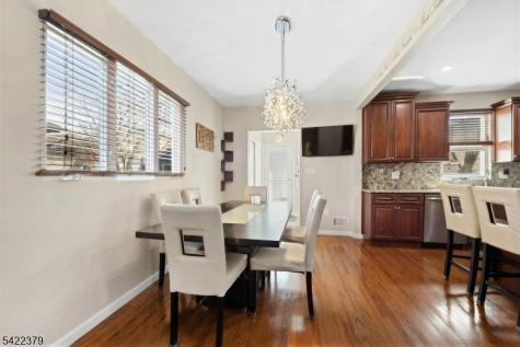520 Prospect Place Lyndhurst NJ 07071