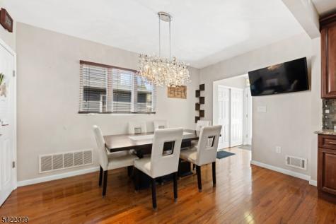 520 Prospect Place Lyndhurst NJ 07071