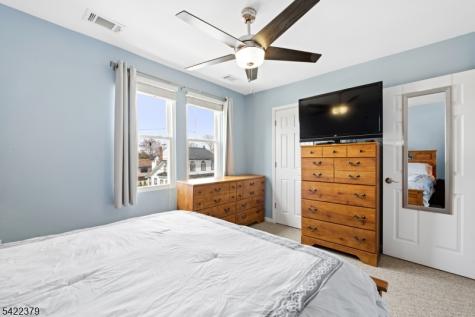 520 Prospect Place Lyndhurst NJ 07071