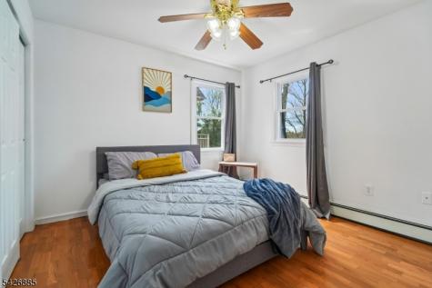 119 Lake Shore Drive West Milford NJ 07421