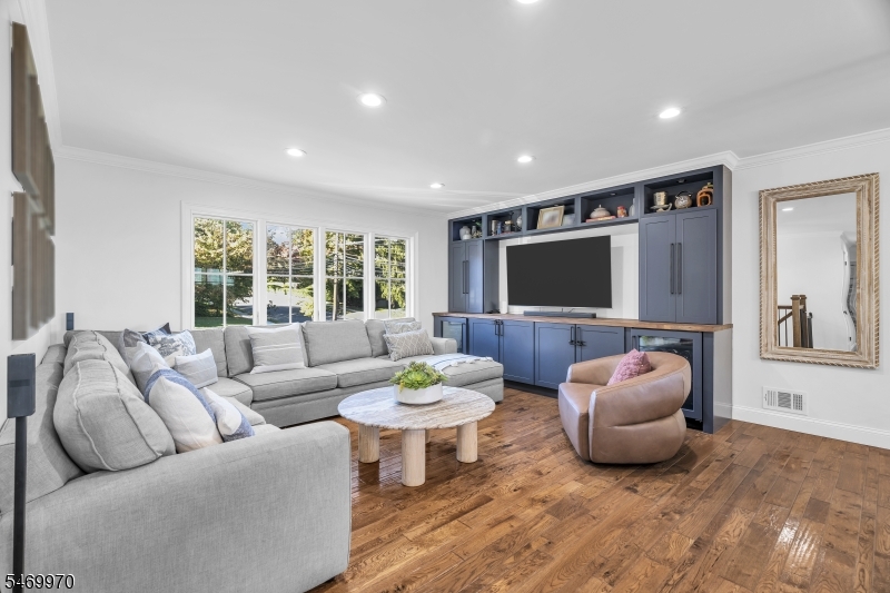 140 Hillside Avenue Nutley NJ 07110