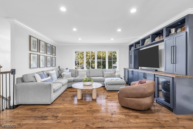 140 Hillside Avenue Nutley NJ 07110