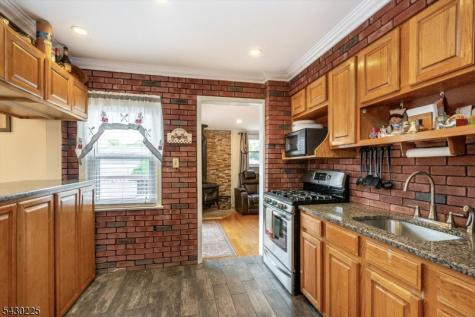 136 Sunset Avenue North Arlington NJ 07031