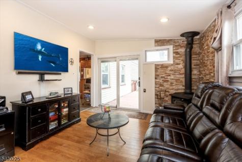 136 Sunset Avenue North Arlington NJ 07031