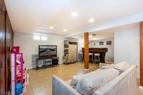 136 Sunset Avenue North Arlington NJ 07031