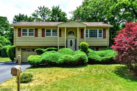 9 Ricker Road West Milford NJ 07435