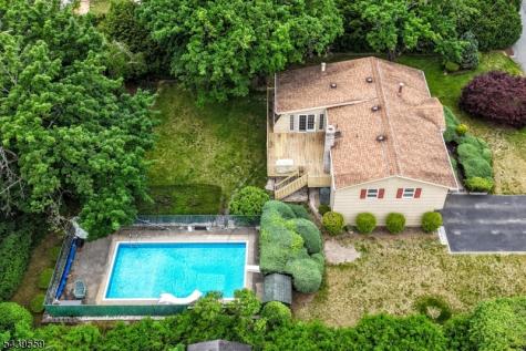 9 Ricker Road West Milford NJ 07435