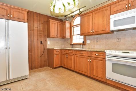 9 Ricker Road West Milford NJ 07435