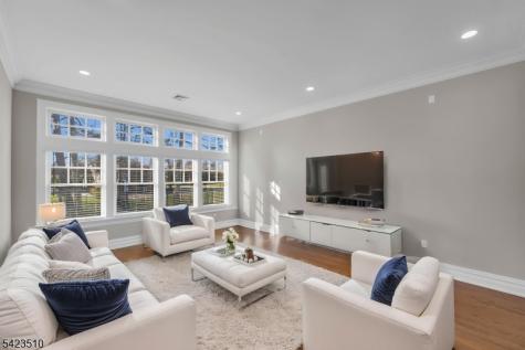 106 Koch Lane Old Tappan NJ 07675