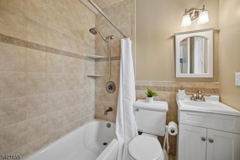 5 Witherspoon Road Clifton NJ 07013
