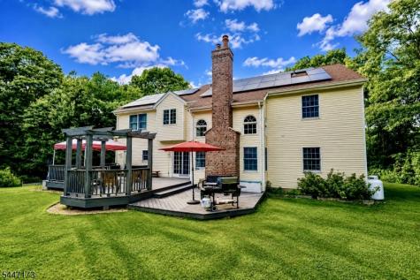 4 White Tail Court Hardyston NJ 07460