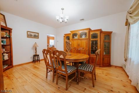 4 White Tail Court Hardyston NJ 07460
