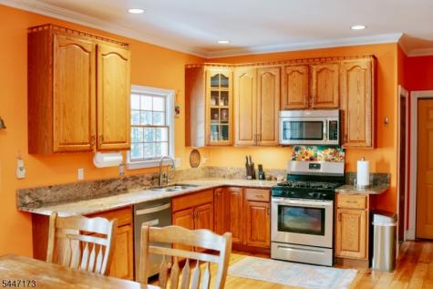 4 White Tail Court Hardyston NJ 07460