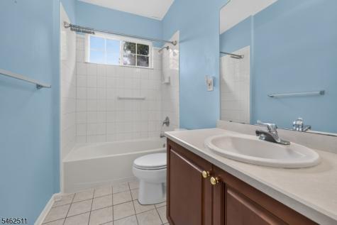 38 Victoria Drive White NJ 07823