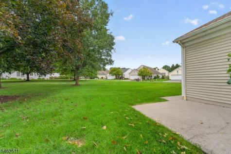 38 Victoria Drive White NJ 07823