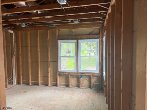 310 6TH Street Belvidere NJ 07823