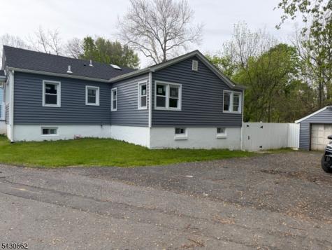 310 6TH Street Belvidere NJ 07823