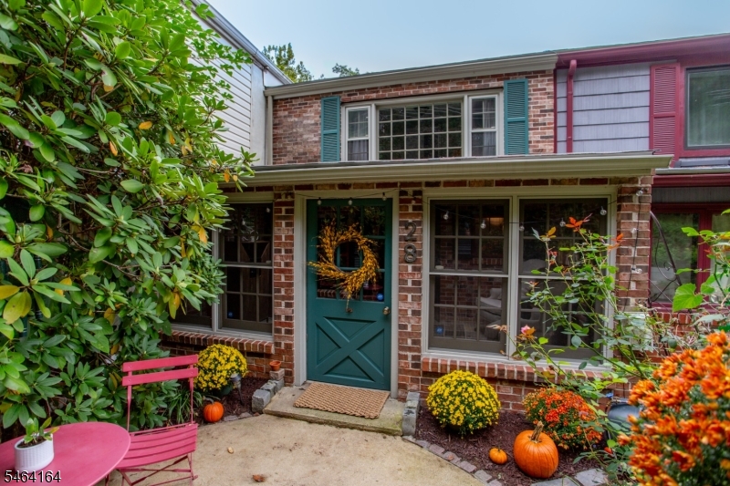 28 Brunswick Avenue Lambertville NJ 08530