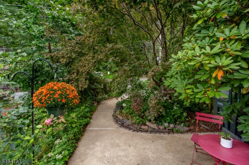 28 Brunswick Avenue Lambertville NJ 08530