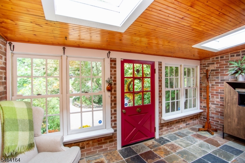28 Brunswick Avenue Lambertville NJ 08530