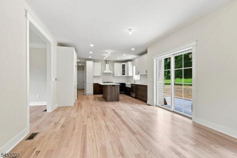 6 Highland Meadows Road Pohatcong NJ 08865