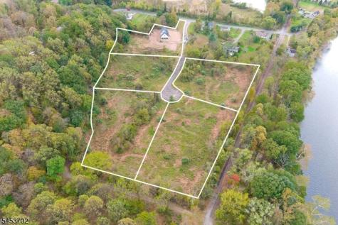 6 Highland Meadows Road Pohatcong NJ 08865