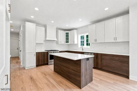 6 Highland Meadows Road Pohatcong NJ 08865