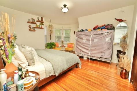 566 Highland Avenue Newark NJ 07104