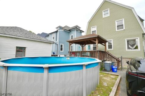 566 Highland Avenue Newark NJ 07104