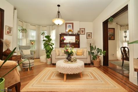 566 Highland Avenue Newark NJ 07104