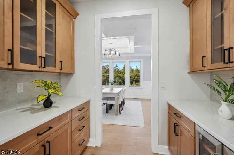 382 Van Holten Road Bridgewater NJ 08807