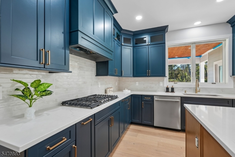 382 Van Holten Road Bridgewater NJ 08807
