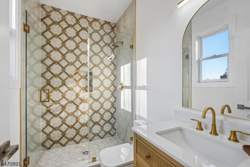 382 Van Holten Road Bridgewater NJ 08807