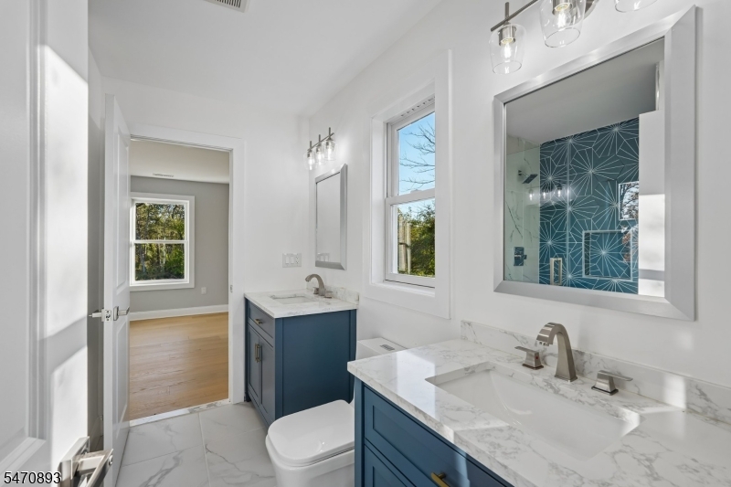 382 Van Holten Road Bridgewater NJ 08807