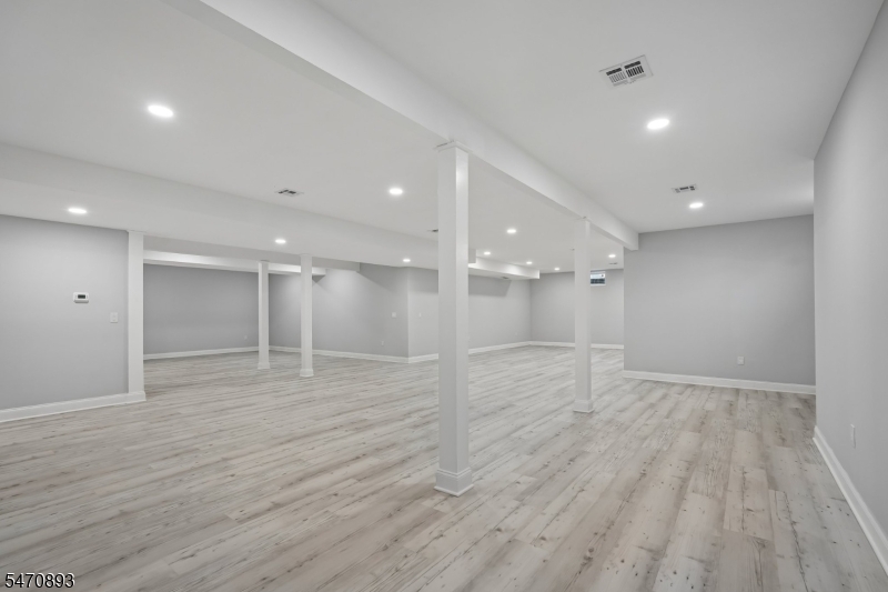 382 Van Holten Road Bridgewater NJ 08807