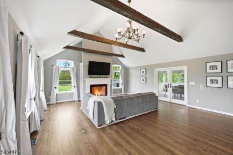 10 Deer Ridge Road Bernards NJ 07920