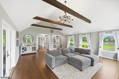 10 Deer Ridge Road Bernards NJ 07920