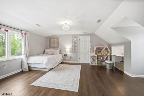 10 Deer Ridge Road Bernards NJ 07920